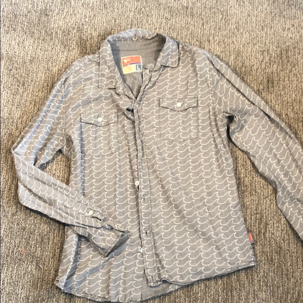 Pacsun waves button up